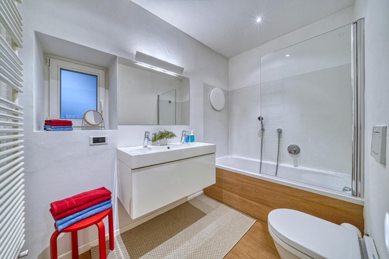 Centrally Located Apartment With Parking Space كالدورا المظهر الخارجي الصورة